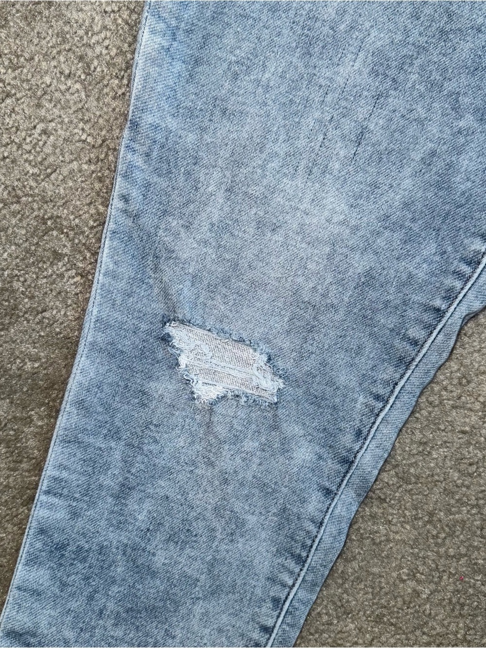 Express high rise skinny acid wash jeans; button fly size 12R - Picture 4 of 11